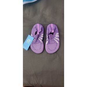 NWT NING KIDS WATER SHOES